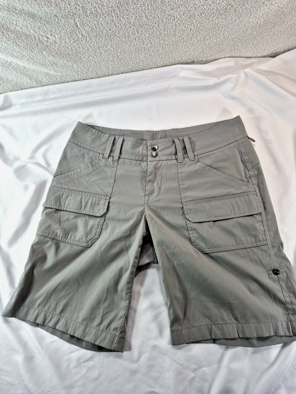 Köppen Women's Size 8 Cargo Roll-Up Hiking Shorts Grey Utility Gorpcore Sporty